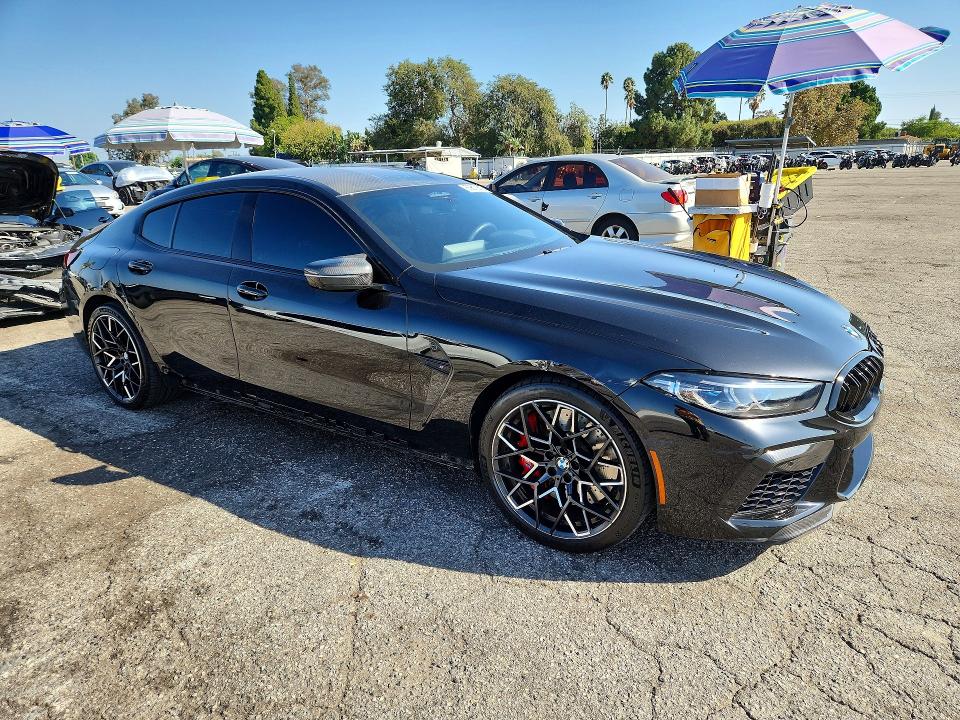 Photo 4 from auction – 2025 BMW M8 with VIN WBSGV0C09SCS25815