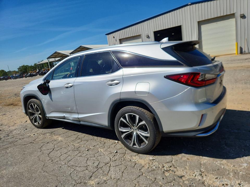 Photo 2 from auction – 2018 LEXUS RX with VIN JTJGZKCA6J2003010