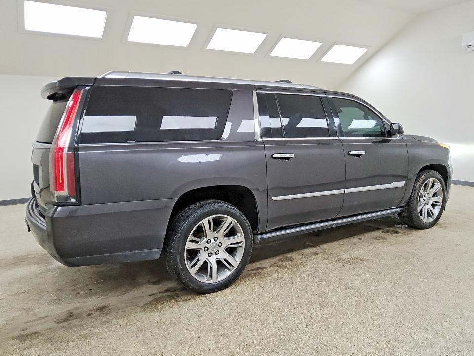 Photo 3 from auction – 2015 CADILLAC ESCALADE with VIN 1GYS4JKJ4FR241857