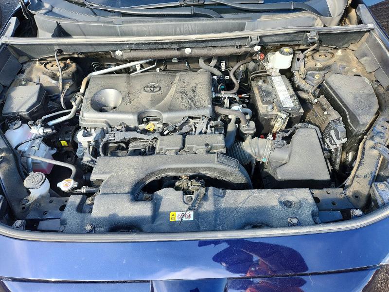 Photo 12 from auction – 2019 TOYOTA RAV4 with VIN 2T3R1RFVXKC026181