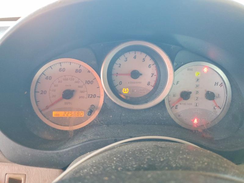 Foto 9 de la subasta – 2005 TOYOTA RAV4 con VIN JTEGD20V750074075