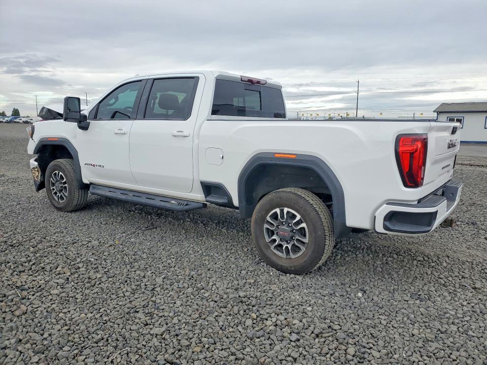 Снимка 2 от търг – 2021 GMC SIERRA с VIN 1GT49VEY6MF104272