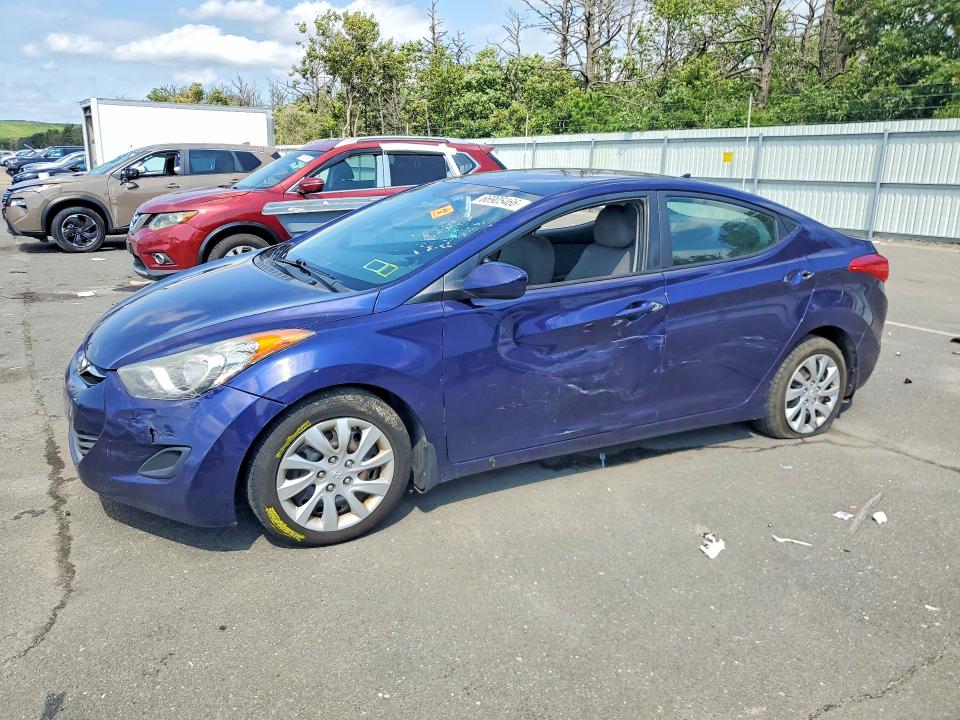 HYUNDAI ELANTRA 2013 with VIN 5NPDH4AE2DH193286 - Photo from auction