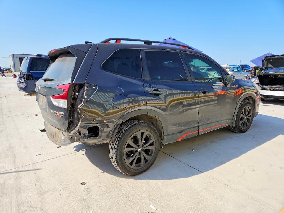 Photo 3 from auction – 2019 SUBARU FORESTER with VIN JF2SKAPC1KH589820