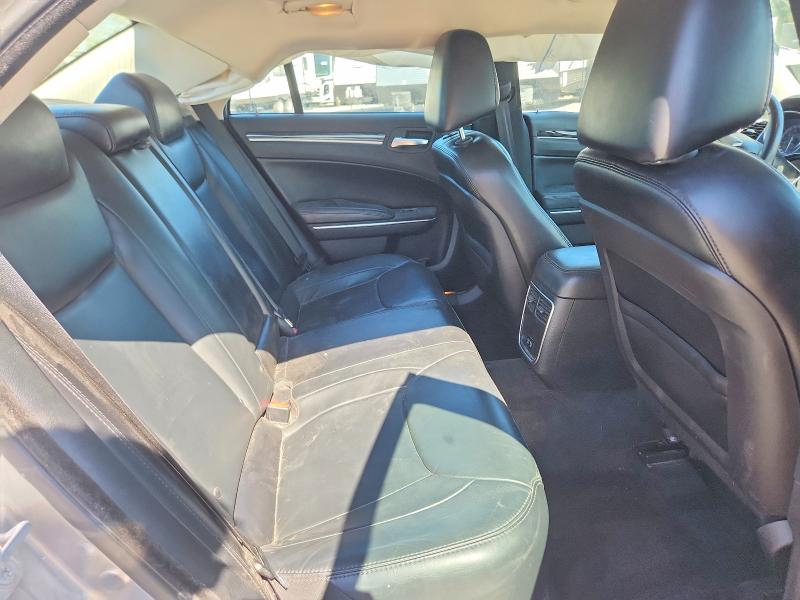 Photo 10 from auction – 2016 CHRYSLER 300 with VIN 2C3CCARGXGH142411
