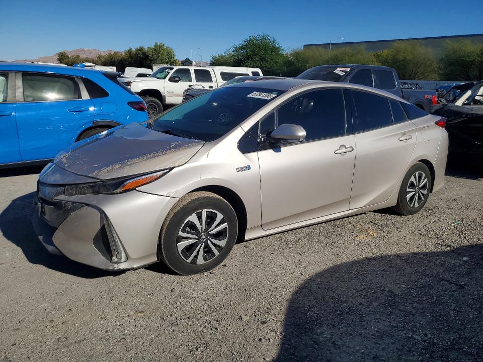 Photo 1 from auction – 2017 TOYOTA PRIUS PRIME with VIN JTDKARFP2H3016239