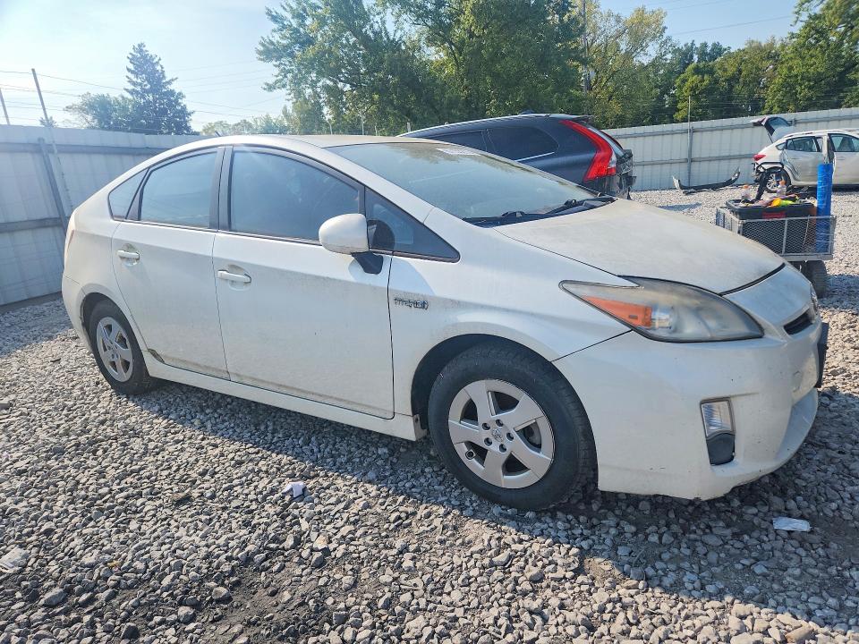 Photo 4 from auction – 2011 TOYOTA PRIUS with VIN JTDKN3DU9B0303631