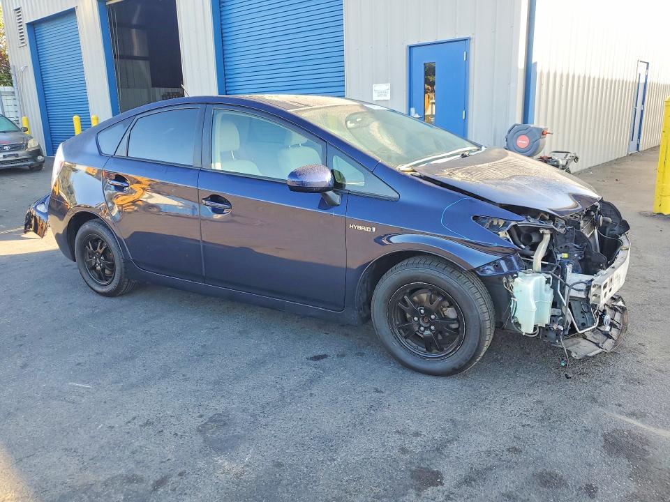 Photo 4 from auction – 2015 TOYOTA PRIUS with VIN JTDKN3DU9F0453664
