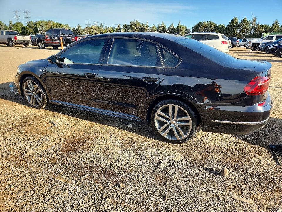 Photo 2 from auction – 2018 VOLKSWAGEN PASSAT with VIN 1VWAA7A34JC005122