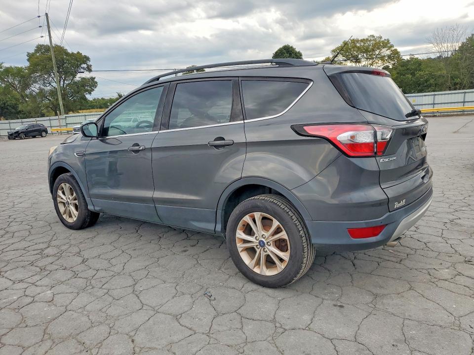 Photo 2 from auction – 2018 FORD ESCAPE with VIN 1FMCU0GD8JUC90584