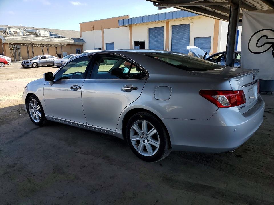 صورة رقم 2 من المزاد - 2007 LEXUS ES مع VIN JTHBJ46G772067712