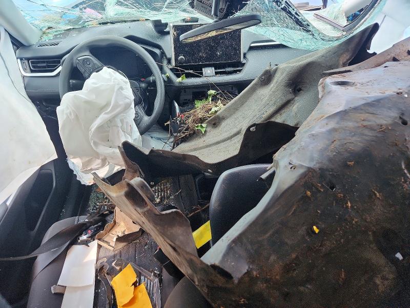 Foto 8 de la subasta – 2024 TOYOTA RAV4 con VIN 2T3F1RFV3RC424863