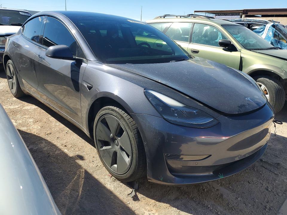 صورة رقم 4 من المزاد - 2021 TESLA MODEL 3 مع VIN 5YJ3E1EA3MF096378