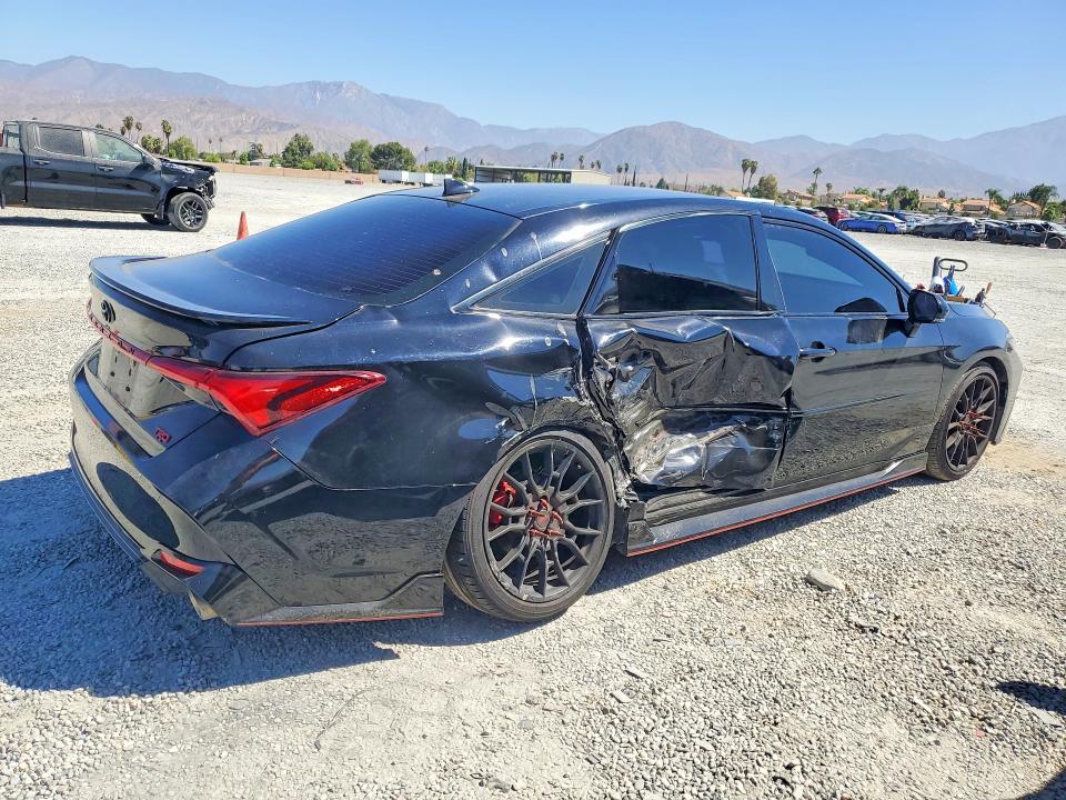 Photo 3 from auction – 2020 TOYOTA AVALON with VIN 4T1FZ1FB0LU055989