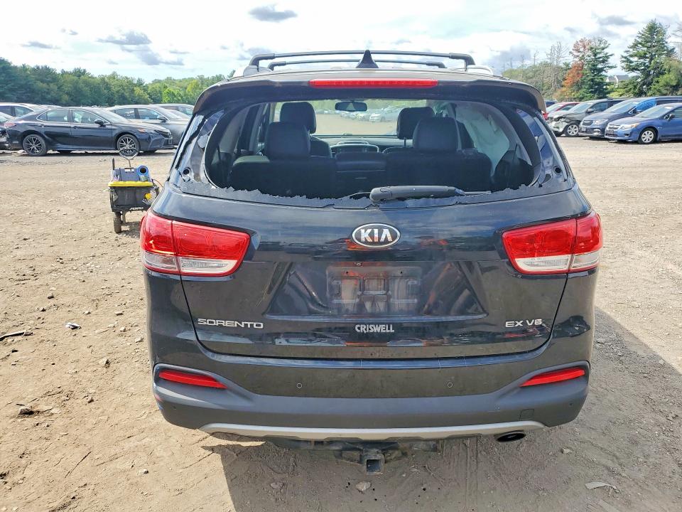 صورة رقم 6 من المزاد - 2017 KIA SORENTO مع VIN 5XYPHDA55HG200886