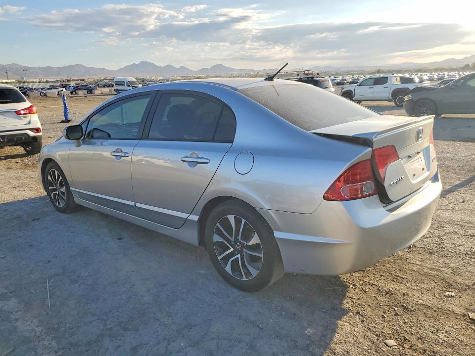 Photo 2 from auction – 2006 HONDA CIVIC with VIN JHMFA36276S003829