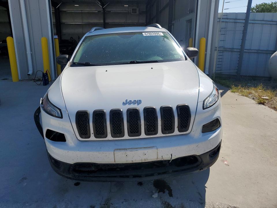 Photo 5 from auction – 2018 JEEP CHEROKEE with VIN 1C4PJMCB9JD589477