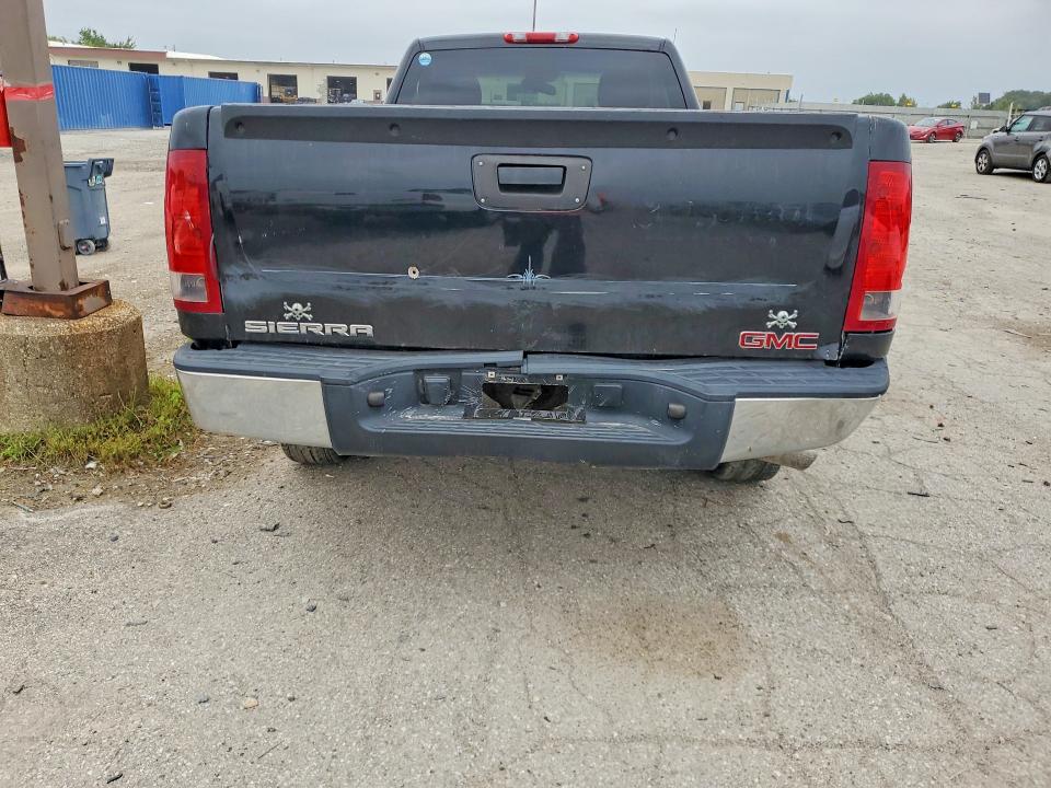 صورة رقم 6 من المزاد - 2008 GMC SIERRA مع VIN 1GTEC14X28Z204347