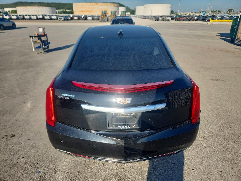 Photo 6 from auction – 2017 CADILLAC XTS with VIN 2G61M5S33H9160987