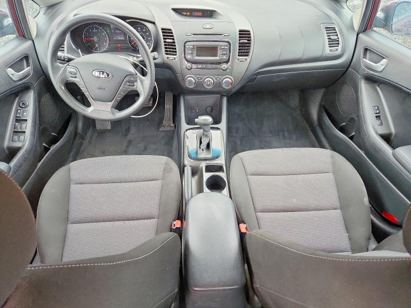 Photo 8 from auction – 2017 KIA FORTE with VIN 3KPFK4A75HE031867