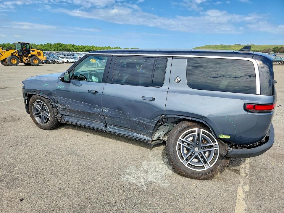 Photo 2 from auction – 2025 RIVIAN R1S with VIN 7PDSGBBA0SN054113
