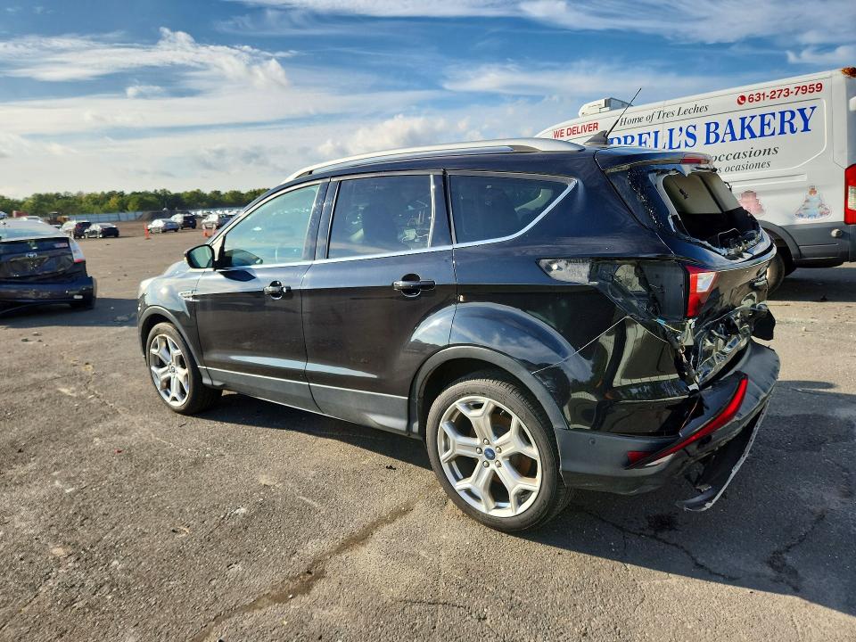 Photo 2 from auction – 2019 FORD ESCAPE with VIN 1FMCU9J9XKUA09119