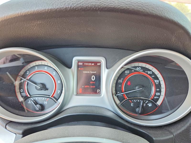 Photo 9 from auction – 2011 DODGE JOURNEY with VIN 3D4PH9FG2BT513677