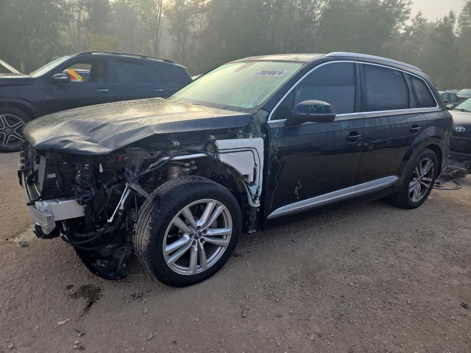 AUDI Q7 2017 с VIN WA1WAAF70HD053314 - Фото с аукциона