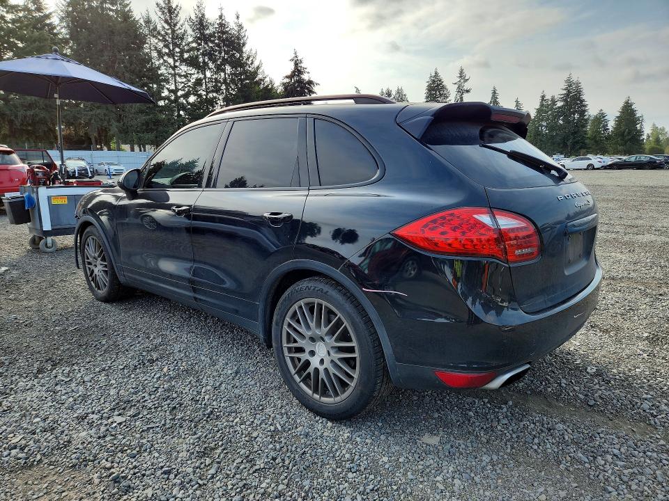 Photo 2 from auction – 2013 PORSCHE CAYENNE with VIN WP1AB2A2XDLA85281