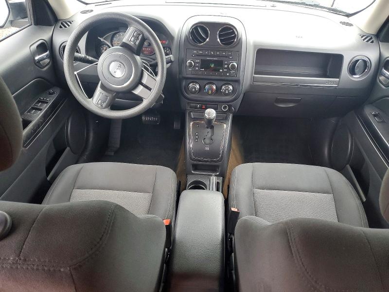 Photo 8 from auction – 2017 JEEP PATRIOT with VIN 1C4NJPBA0HD150342