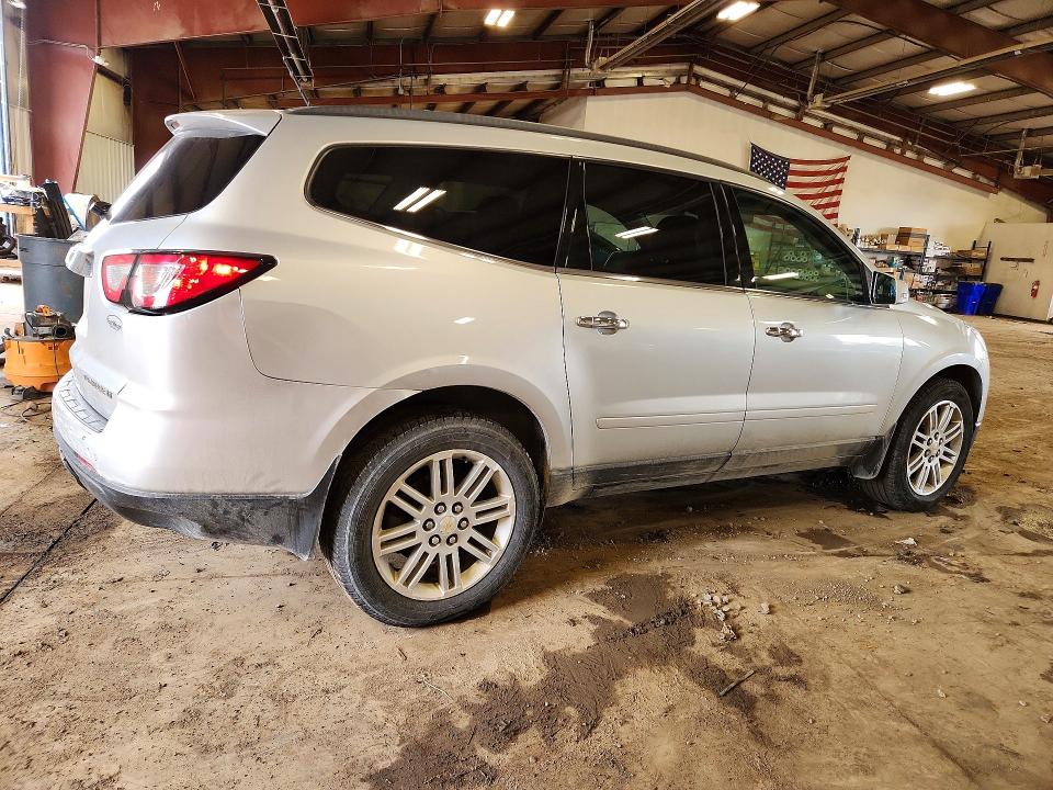 Photo 3 from auction – 2015 CHEVROLET TRAVERSE with VIN 1GNKRGKD9FJ372549