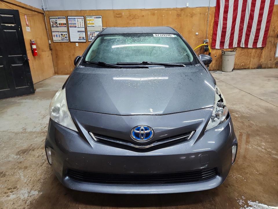 Photo 5 from auction – 2012 TOYOTA PRIUS V with VIN JTDZN3EU9C3158166