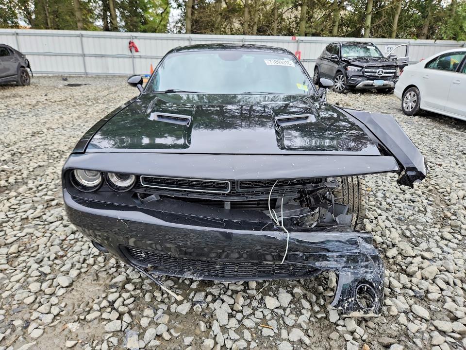 Photo 5 from auction – 2021 DODGE CHALLENGER with VIN 2C3CDZAG1MH542523