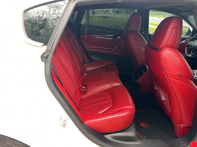 Photo 6 from auction – 2017 MASERATI QUATTROPORTE with VIN ZAM56RPS0H1236696