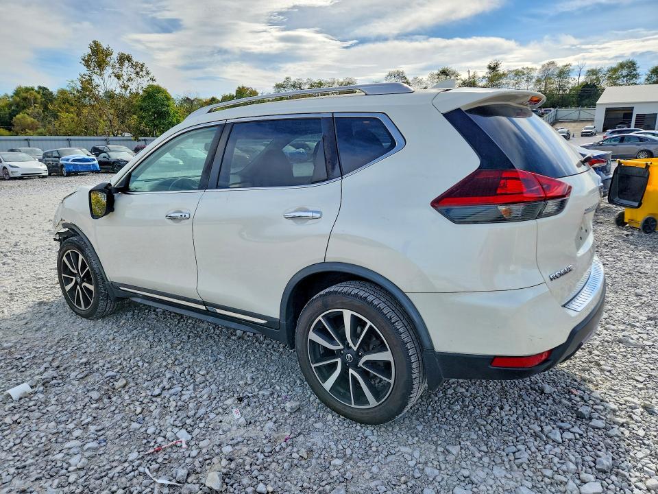 Photo 2 from auction – 2018 NISSAN ROGUE with VIN JN8AT2MV4JW330630