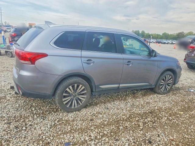 Photo 3 from auction – 2019 MITSUBISHI OUTLANDER with VIN JA4AZ3A33KZ027545