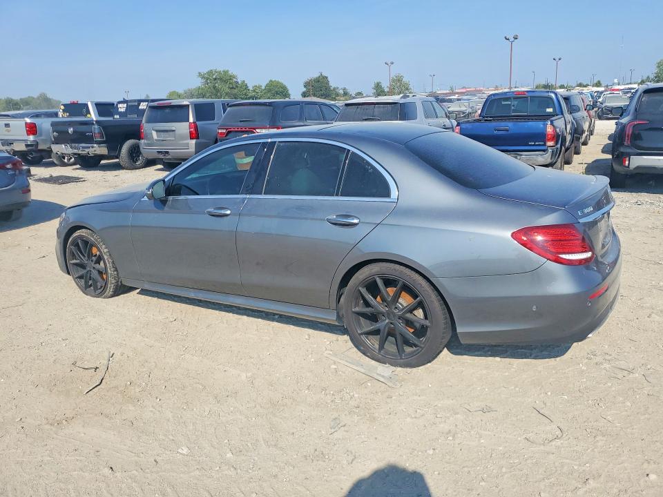 Photo 2 from auction – 2019 MERCEDES-BENZ E with VIN WDDZF4JB2KA673453
