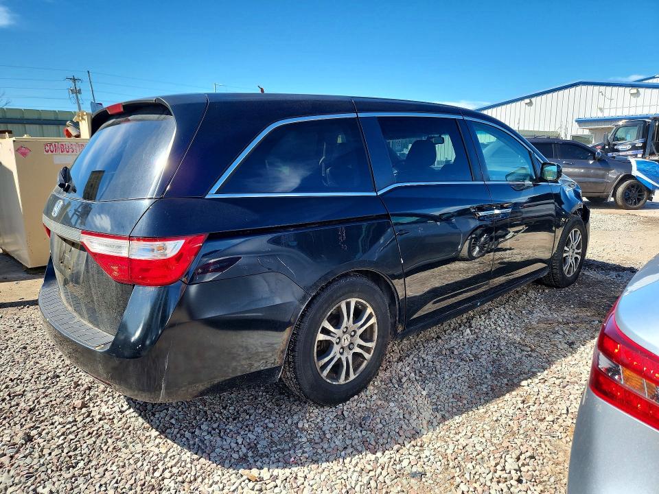 Photo 3 from auction – 2011 HONDA ODYSSEY with VIN 5FNRL5H6XBB091755