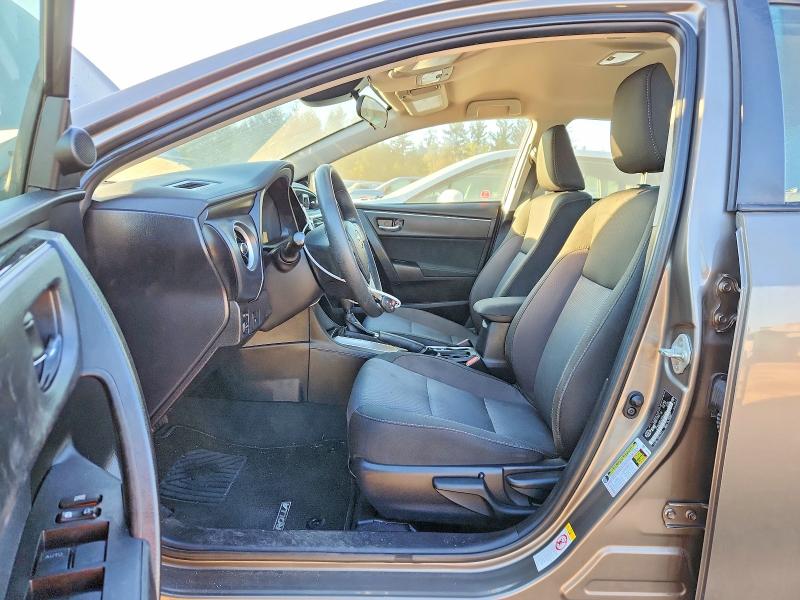 Снимка 7 от търг – 2017 TOYOTA COROLLA с VIN 2T1BURHE9HC880084