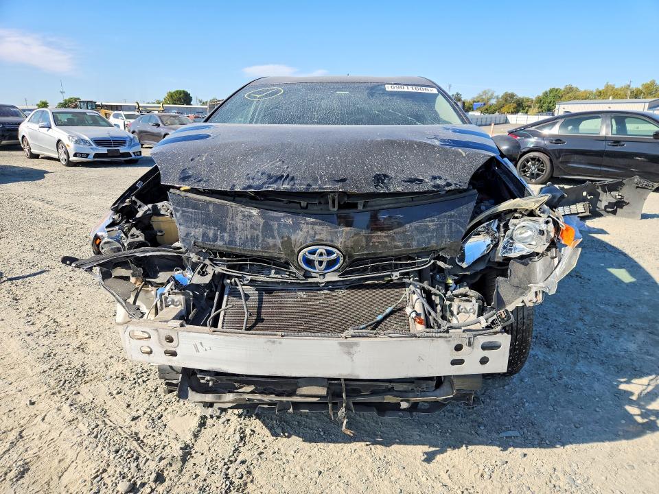 Foto 5 de la subasta – 2011 TOYOTA PRIUS con VIN JTDKN3DU5B0247929