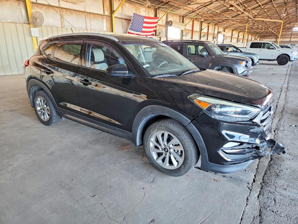 Photo 4 from auction – 2016 HYUNDAI TUCSON with VIN KM8J33A47GU242278