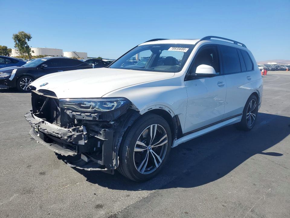 Photo 1 from auction – 2022 BMW X7 with VIN 5UXCW2C09N9L17781