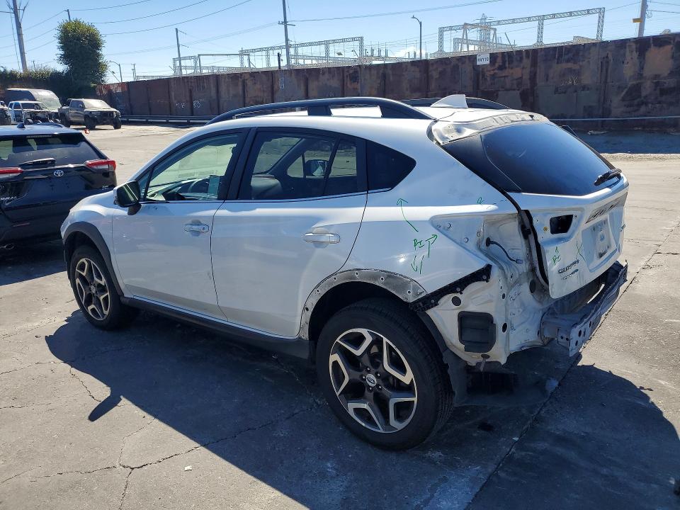 Photo 2 from auction – 2018 SUBARU CROSSTREK with VIN JF2GTAMC4JH225364
