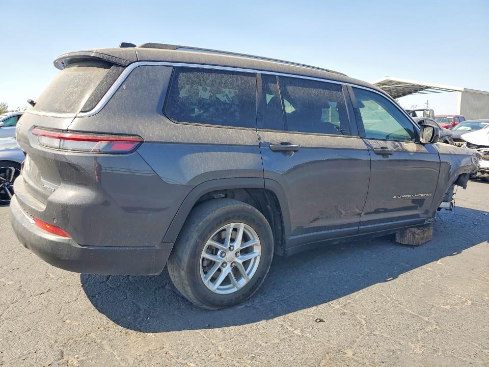 Снимка 3 от търг – 2023 JEEP GRAND CHEROKEE с VIN 1C4RJKAG8P8731721