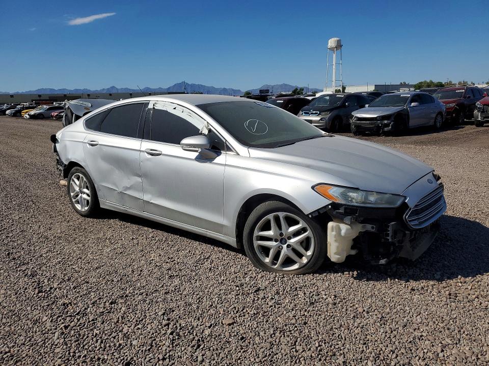 Снимка 4 от търг – 2016 FORD FUSION с VIN 3FA6P0HD4GR218973