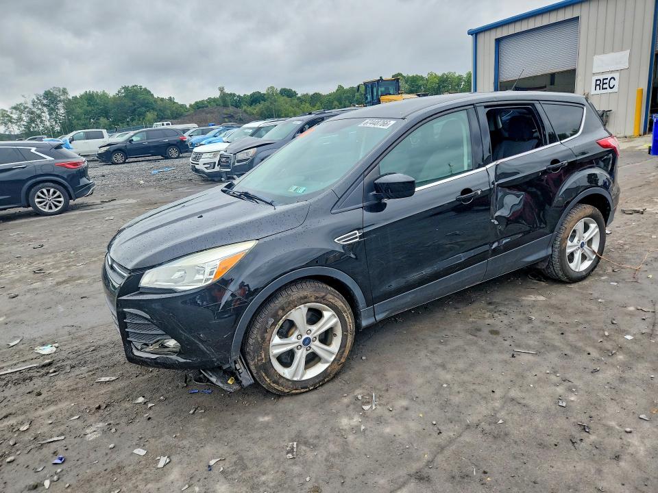 FORD ESCAPE 2016 with VIN 1FMCU9G9XGUB02981 - Photo from auction