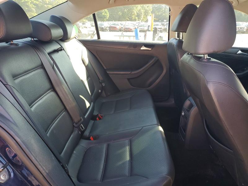Photo 10 from auction – 2014 VOLKSWAGEN JETTA with VIN 3VWD17AJ8EM420945