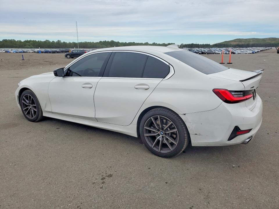 Photo 2 from auction – 2021 BMW 330XI with VIN 3MW5R7J09M8B73043