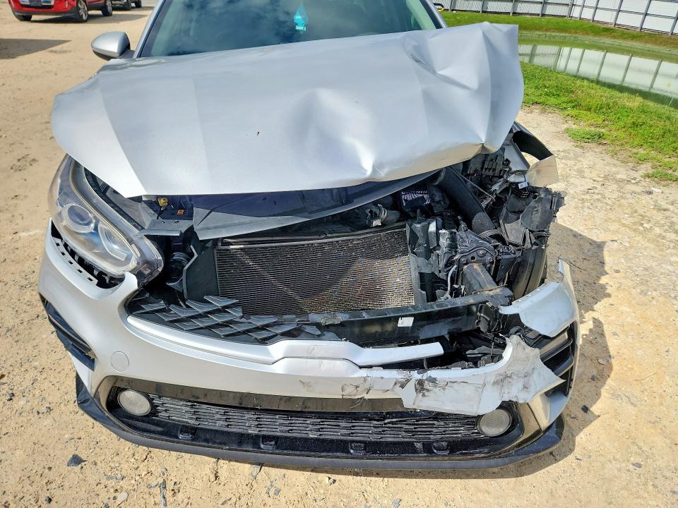 Фото 5 с аукциона – 2020 KIA FORTE с VIN 3KPF24AD3LE190997