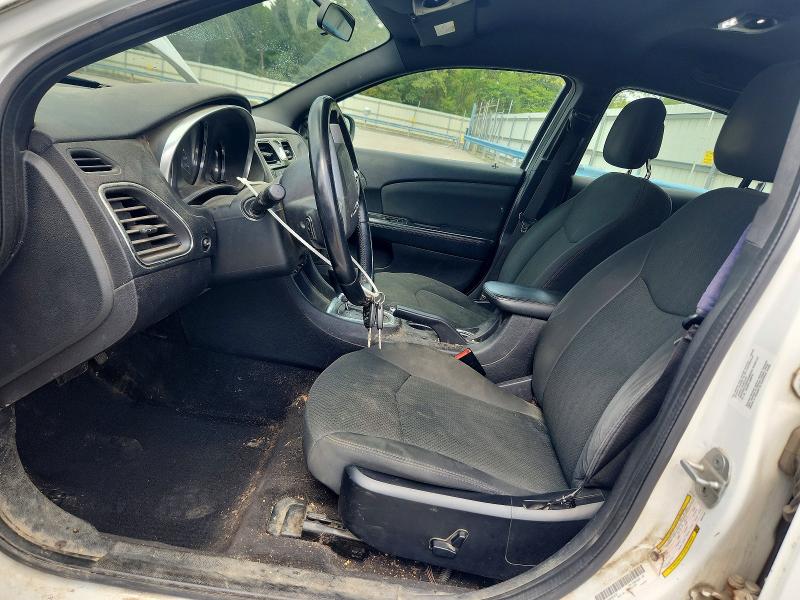 Снимка 7 от търг – 2011 CHRYSLER 200 с VIN 1C3BC1FBXBN624235